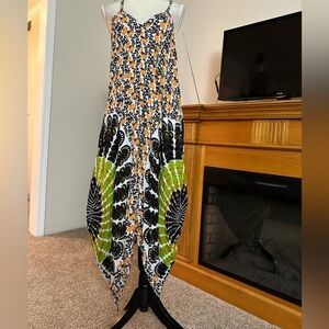 Women’s Bold Print Green Black Brown Sleeveless Maxi Dress Measures As A Large.